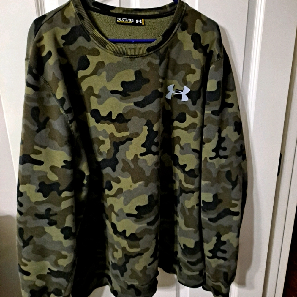 Under Armour Sweater